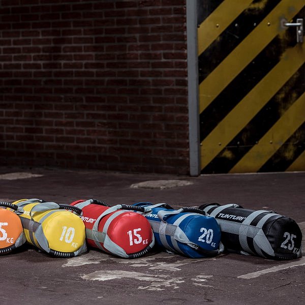 Posilovací vak 20 kg TUNTURI Strengthbag modrý