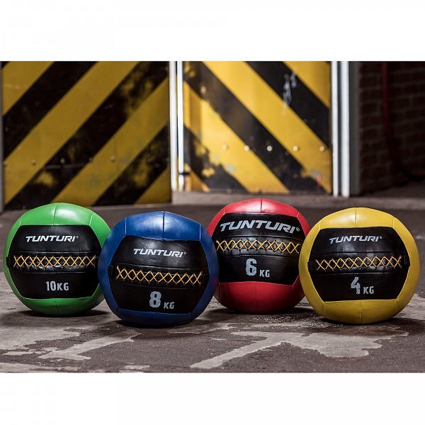 Míč pro funkční trénink TUNTURI Wall Ball - žlutý 4 kg