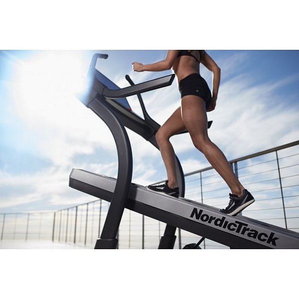 Běžecký pás NORDICTRACK Incline Trainer X22i