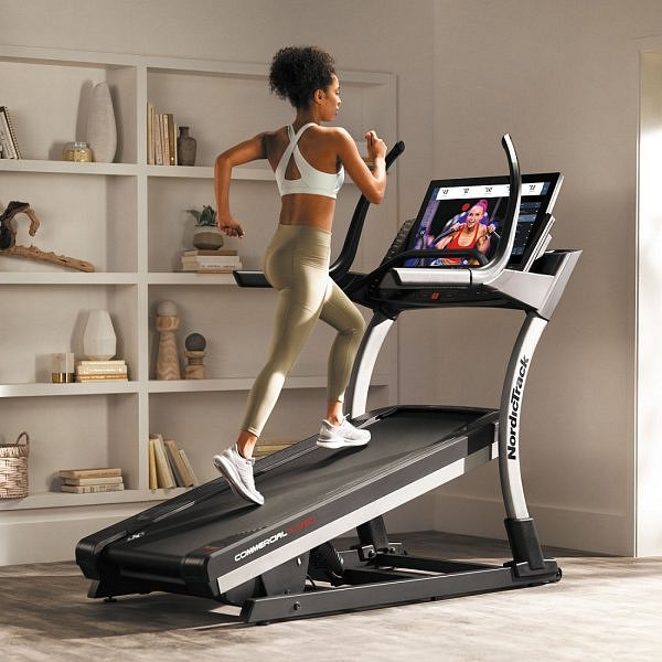 Běžecký pás NORDICTRACK Incline Trainer X32i