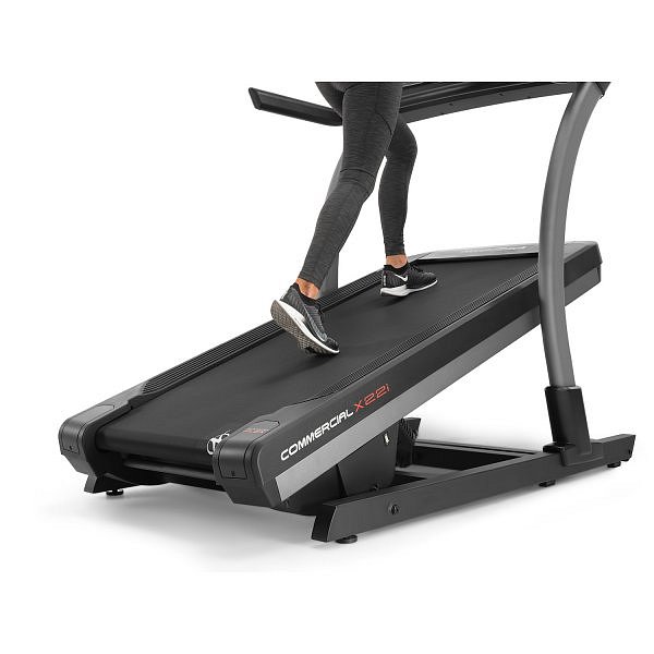 Běžecký pás NORDICTRACK Incline Trainer X22i